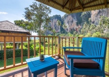 Вилла с балконом в Tinidee Hideaway Tonsai Beach Krabi