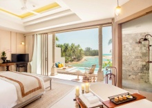 Двухместный люкс у моря ‘Pool Paradise’ двуспальная кровать в Devasom Khao Lak Beach Resort & Villas