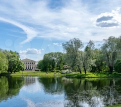 Квартира в Апартаменты на пр-т Римского-Корсакова, 3