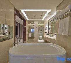 Двухместный номер Deluxe с видом на море (двуспальная кровать) в Tangla Hotel Sanya