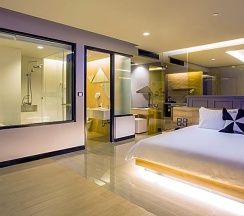 Люкс с 2 комнатами oceanfront в Tsix5 Phenomenal Hotel Pattaya