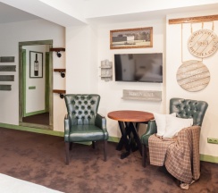 Двухместный номер Standard с видом на город двуспальная кровать в Академия Виски