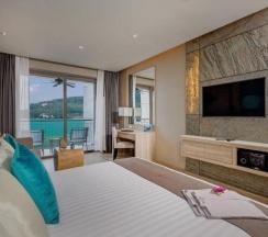 Двухместный номер Deluxe с видом на море двуспальная кровать в Cape Sienna Gourmet Hotel & Villas