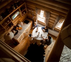 Изба категории студия в Остров