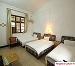 Кровать в общем номере в Yangshuo Culture House