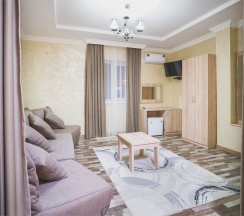 6-местный 2-комнатный номер в Манэ