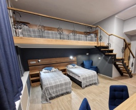 4-местный номер комфорт №8 в Наш