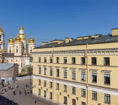 СТАНДАРТ с 1 двуспальной или 2мя раздельными кроватями с видом на Б. Московскую улицу или тихий Питерский дворик в Соло на Владимирской