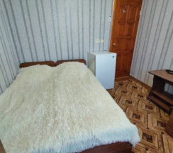 Трёхместный номер Economy с видом на внутренний двор в Дом у моря