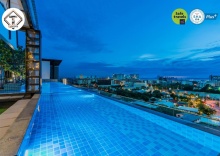 Одноместный полулюкс с балконом в T Pattaya Hotel by PCL