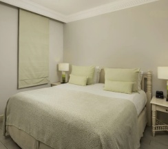 Люкс c 1 комнатой с красивым видом из окна в Aphrodite Hills Hotel