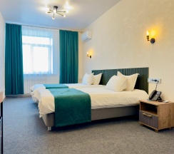 ЛЮКС в Жемчужина Востока