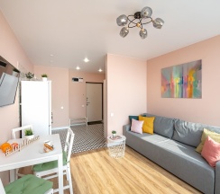 2-комнатные апартаменты улучшенные 13 этаж в TopHouse