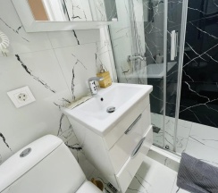 Студия c 1 комнатой в Центральные апартаменты