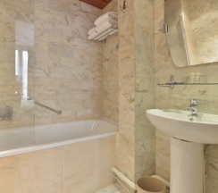 Двухместный номер Standard 2 отдельные кровати в Hôtel Suites Unic Renoir Saint Germain