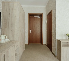 Стандарт улучшенный без балкона вид на парк в Кавказ