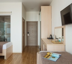 Стандартный четырехместный номер в Del Mar Inn