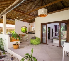 Вилла с видом на сад в Sand Shine Villa