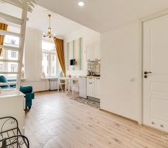 Двухуровневая студия комфорт четырехместная в Sokroma Фонтанный дом