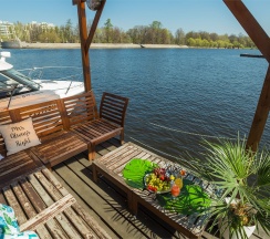 Дом на воде НЕВО в Нево