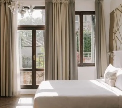 Трёхместный номер Superior в Отель IH Hotels Venezia Salute Palace