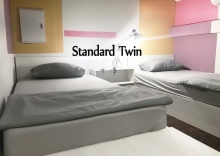 Двухместный номер Standard 2 отдельные кровати в Bed Bike Hostel