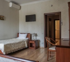 Номер стандарт семейный в Келарская набережная