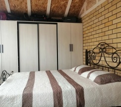 Коттедж с 3 комнатами в Альпийская усадьба Поречье