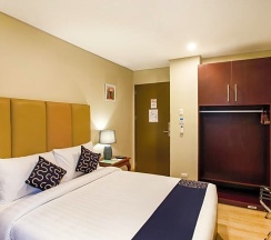 Двухместный номер Deluxe двуспальная кровать в Capital O 461 Asrodel Hotel