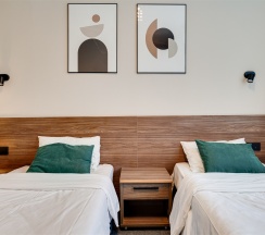 Твин (c двумя кроватями) улучшеный в Seven hills