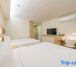 Двухместный номер Standard (2 отдельные кровати) в Hanting Hotel Shanghai Huanqiugang