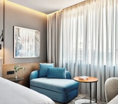 Номер Premium в Crowne Plaza Sofia by IHG