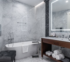 Делюкс с видом на город с двумя раздельными кроватями в Wawelberg Hotel St.Petersburg