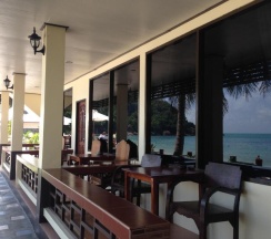Двухместный номер Superior с видом на море двуспальная кровать в Silver Beach Resort