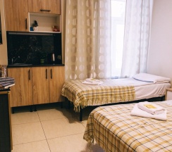 Студия трехместная в City Room