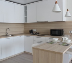 Двухместный люкс Executive с видом на парк двуспальная кровать в TÖR`RE Astana by Wyndham