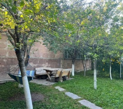 Двухместный коттедж с видом на сад (двуспальная кровать) в Гостевой дом Edema B&B
