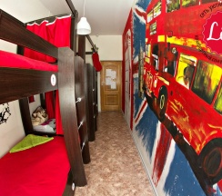 Кровать в общем номере в Like Hostel