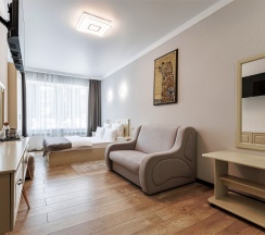 Полулюкс с диваном 2 этаж (5) в Береза