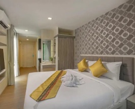 Двухместный номер Deluxe с видом на горы двуспальная кровать в Отель Splendid Sea View Resort