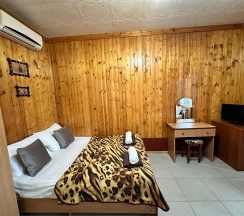 3х местный в Адрианна