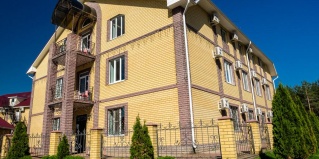 Ковардицы: Отель Риони