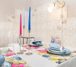 Четырёхместные апартаменты с 3 комнатами с видом на город в 3-комн. апарты в центре города на ул. Романовская Слобода 22