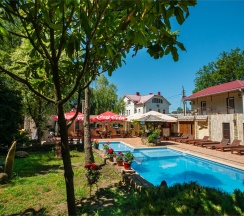 4-местный "Стандарт" раздельные кровати в Манэ