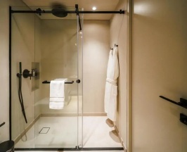Двухместный полулюкс Deluxe (двуспальная кровать) в M Boutique Hotel - Designed for Adults