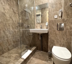 Улучшенный стандарт с 2 односпальными кроватями в Veranda