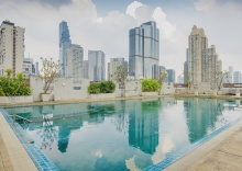 Двухместная студия с видом на город 2 отдельные кровати в Sathorn Grace Serviced Residence