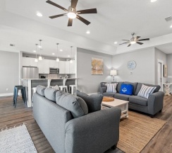 Коттедж с видом на океан в Amazing New 3br/2ba Laguna Beach! / 6p Golf Cart: 2 Mins to Beach/west PCB