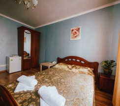 Двухместный эконом в Анри