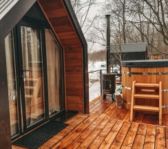 Дом на дереве Цветы сакуры в Вазуза Лав